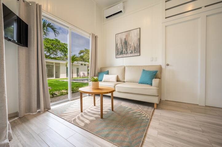 Grande Beach Escape • Pool, Games & Walk to Sand