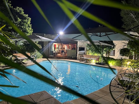 Sandton Dream Pointe | Jacuzzi HotTub, Pool & more