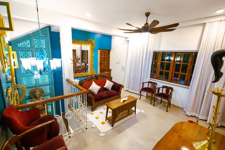 Living room image 3
