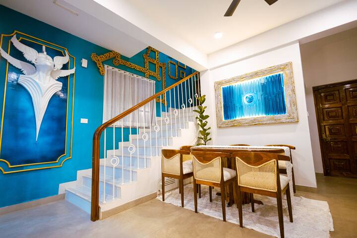 Dining area image 1