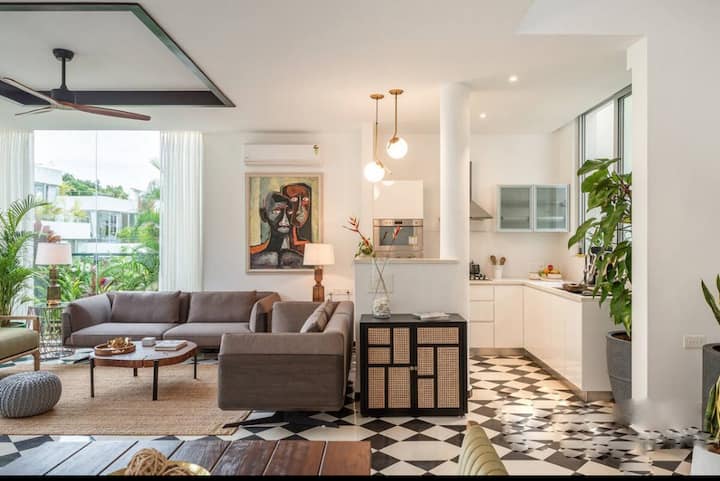 Living room image 1
