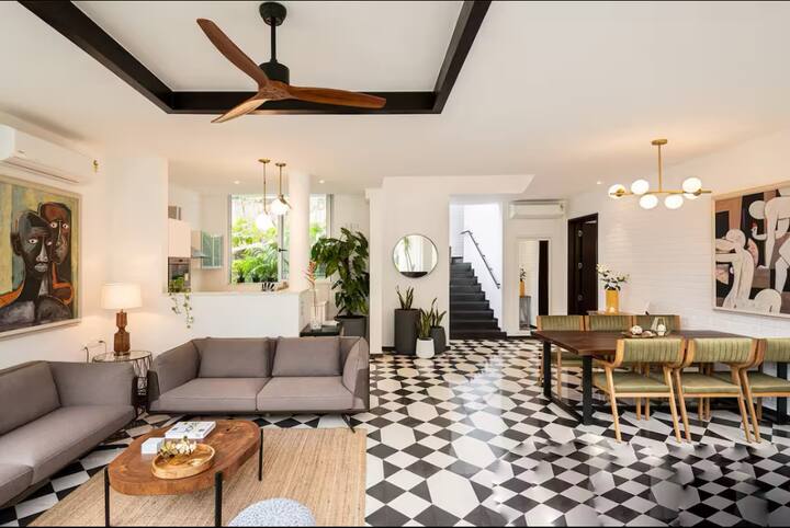 Living room image 9