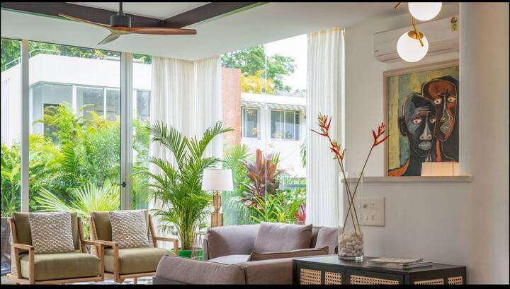Living room image 5