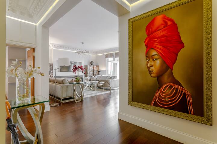 3 bedroom luxury flat in Hyde Park gallery image 5