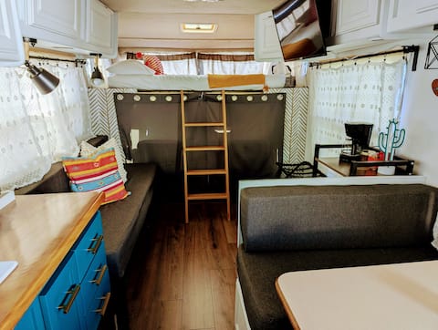 Top Airbnb: Renovated Camper * Glamping* en Baja California Sur