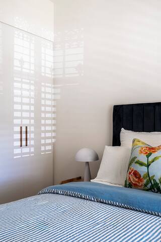 Clovelly House gallery image 4