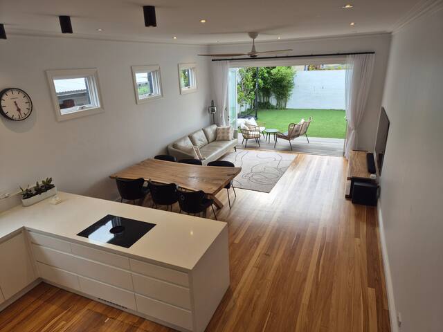 Luxury Bondi Escape Prime Area gallery image 4