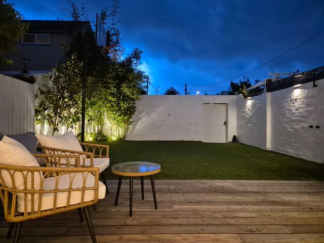 Luxury Bondi Escape Prime Area gallery image 2