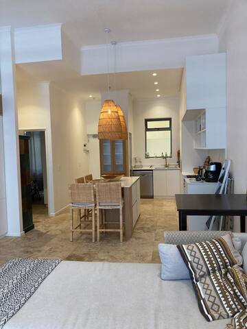 The Beach Flat gallery image 3