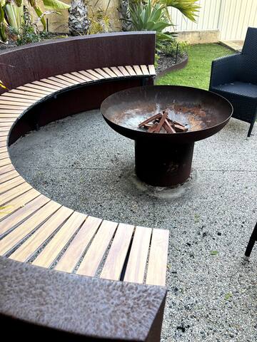 Luxury Coastal Home + Ice Bath Experience gallery image 2