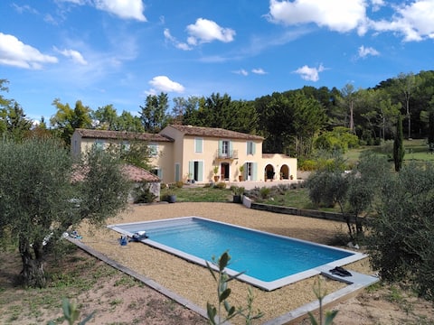 Bastide in the heart of Sainte-Victoire