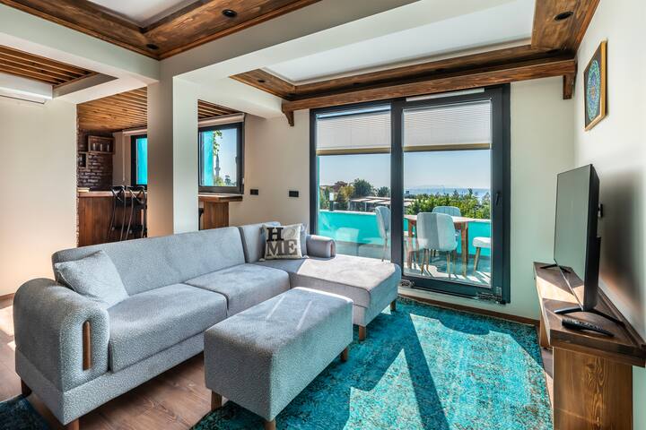 2+1 Apartment with Full Sea View gallery image 2