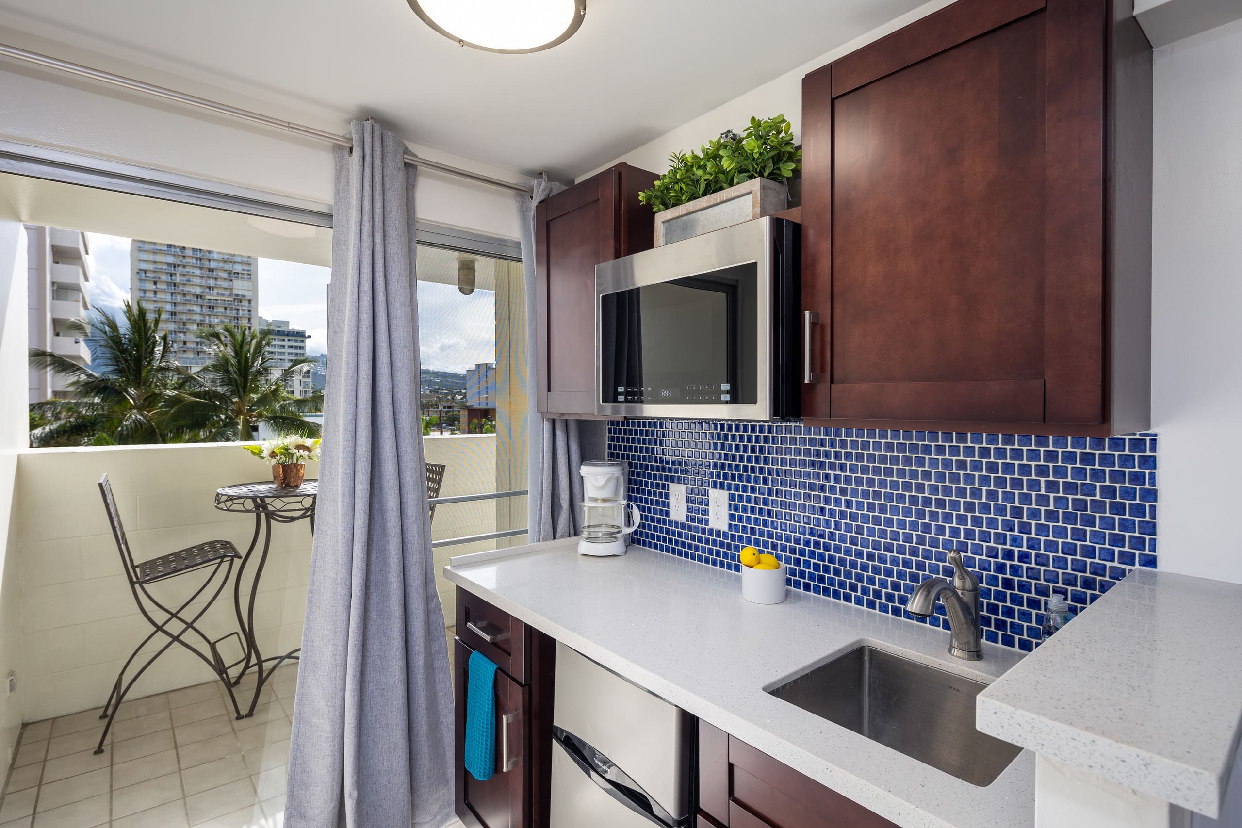 :503A Waikiki Beach Cove: - Image 1