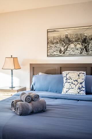 Stunning 3BR Home Downtown, Award Winning Bathroom gallery image 2