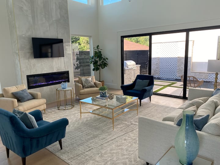 Ultra High-end Luxury Villa! Great Dallas Location - Dallas, TX