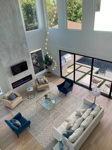 Ultra High-End Luxury Villa! Great Dallas Location