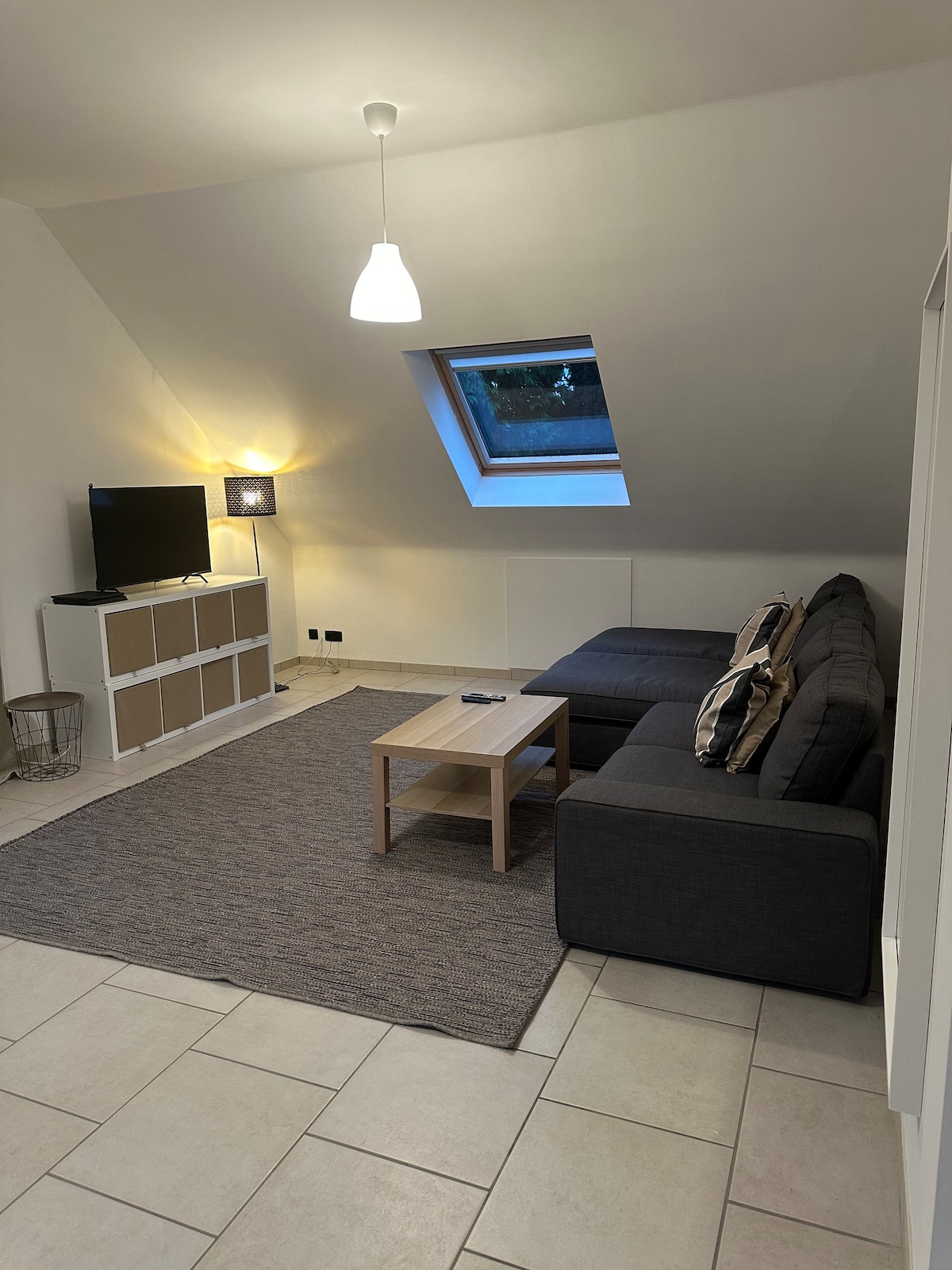 Top performing Airbnb: Cozy apartment in Mons