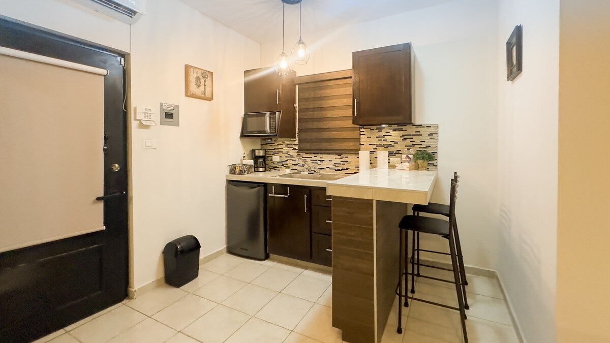 Propiedad de Airbnb exitosa: Cozy, centrally located studio with parking en Hermosillo
