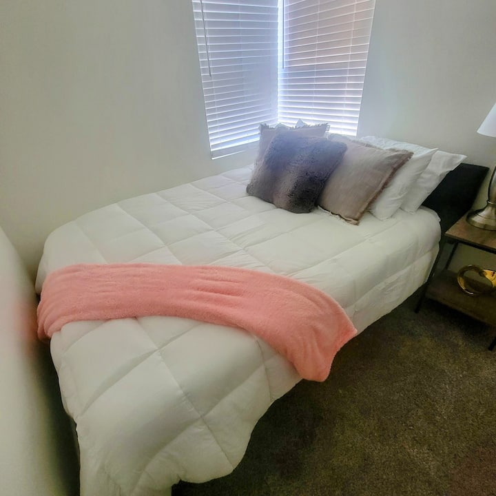 غرفة النوم 1