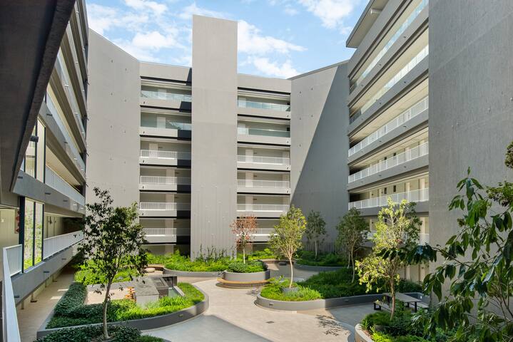 Newlands Peak Penthouse gallery image 4