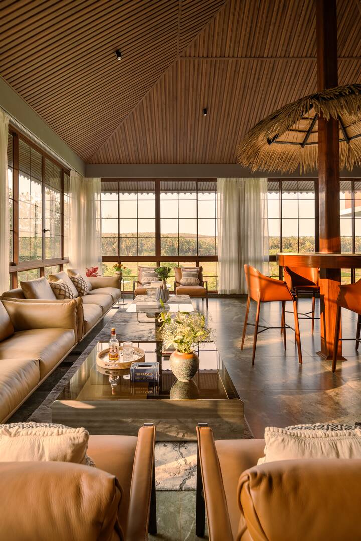 Living room image 8