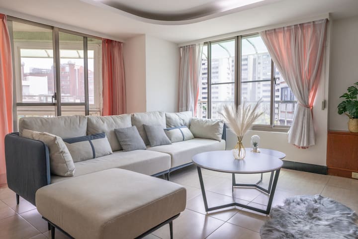 Xinyi Anhe3min#7ppl電梯四房二廳二衛#101