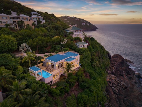 The Horizon House | St. Thomas • Pool • Oceanviews