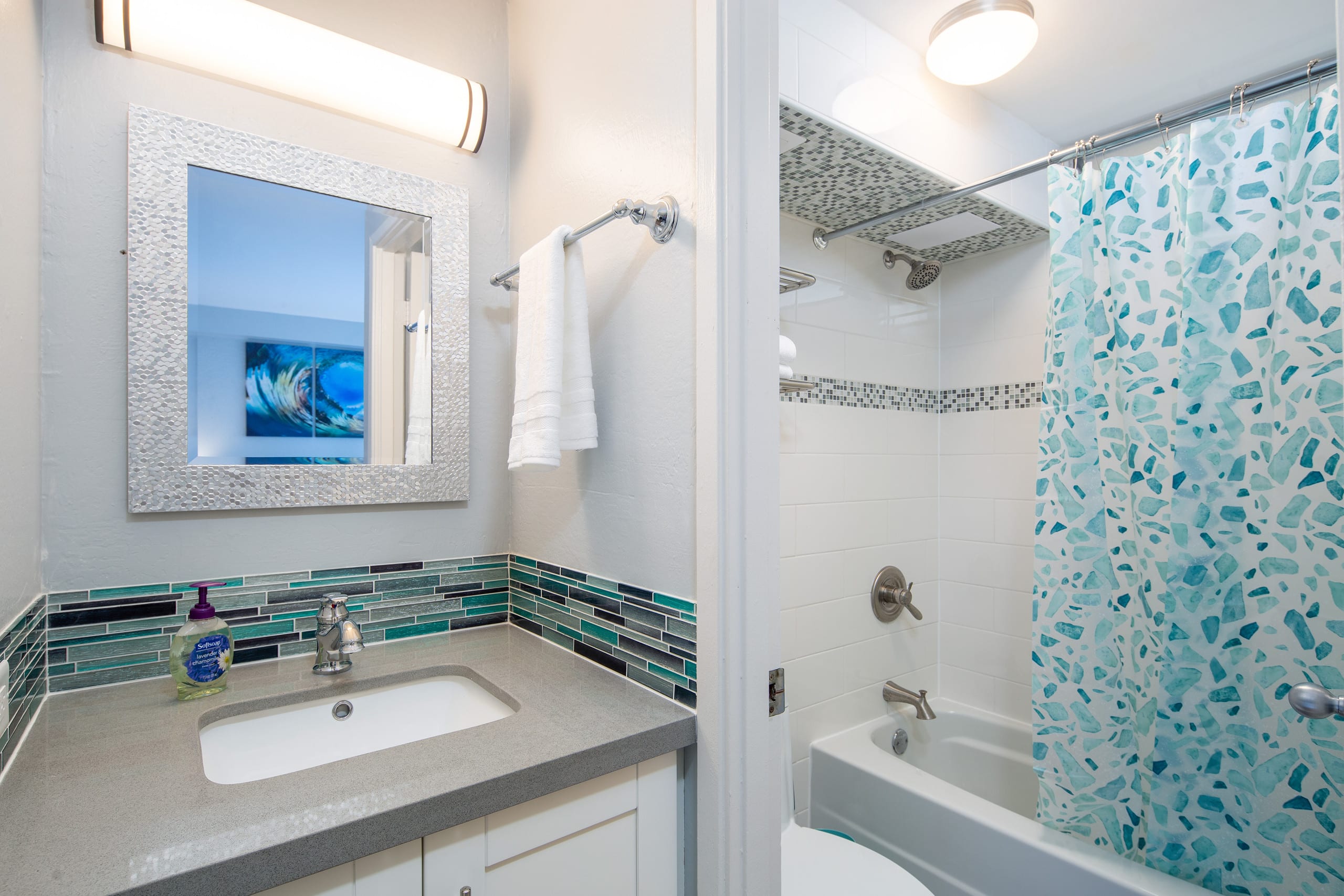 Condo in Honolulu · ★4.82 · 1 bedroom · 1 bed · 1 bath - Image 23