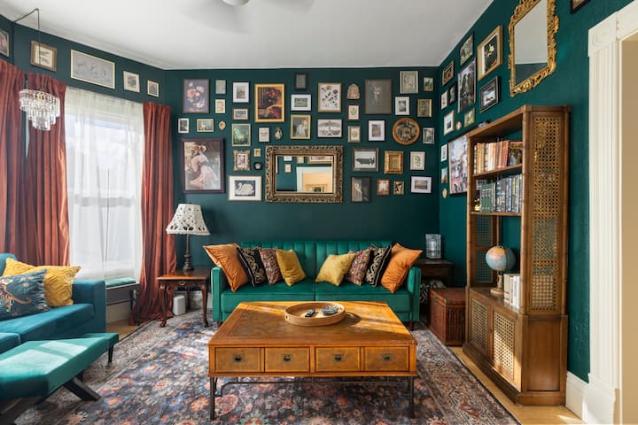 Victorian House-30 Mins To Napa & Sf, Free Pets! - Benicia, CA