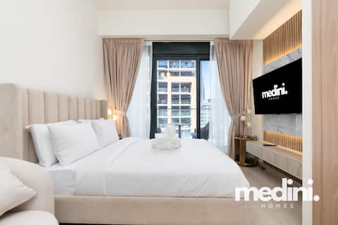 High Speed WiFi · Pool · Studio Meydan