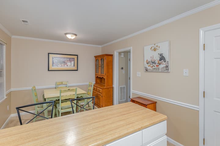Professional Rental-nw Raleigh 30-60 Days - Raleigh, NC