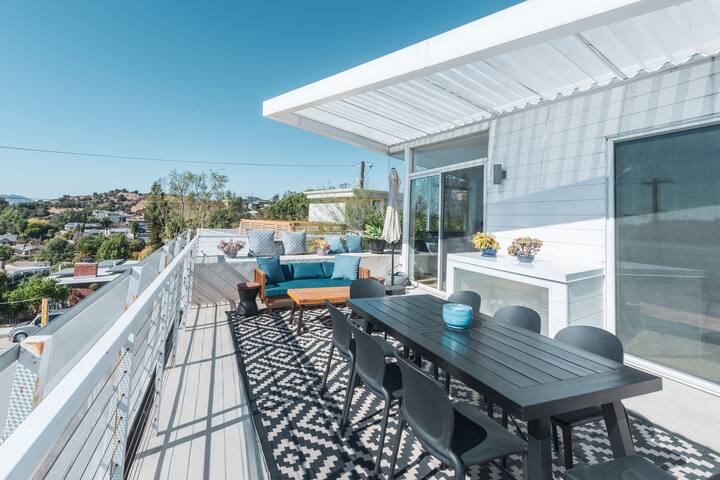 Industrial&Stylish 3bd/2.5bth Home By DTLA W/Views gallery image 3