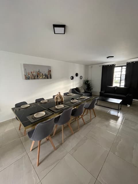 Fabulous House in a residential development with a pool and gym in the south zone