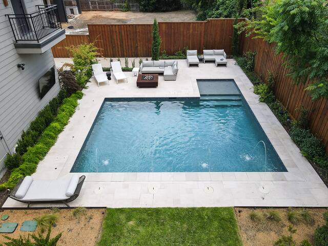 Family Fun DallasTownhome SemiPrivatePool no 4530 gallery image 3