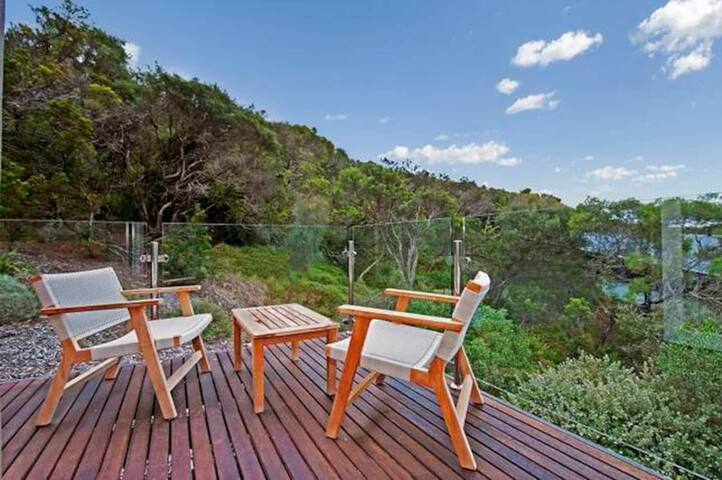 Ocean Retreat: Resort style stay heated pool + spa gallery image 3