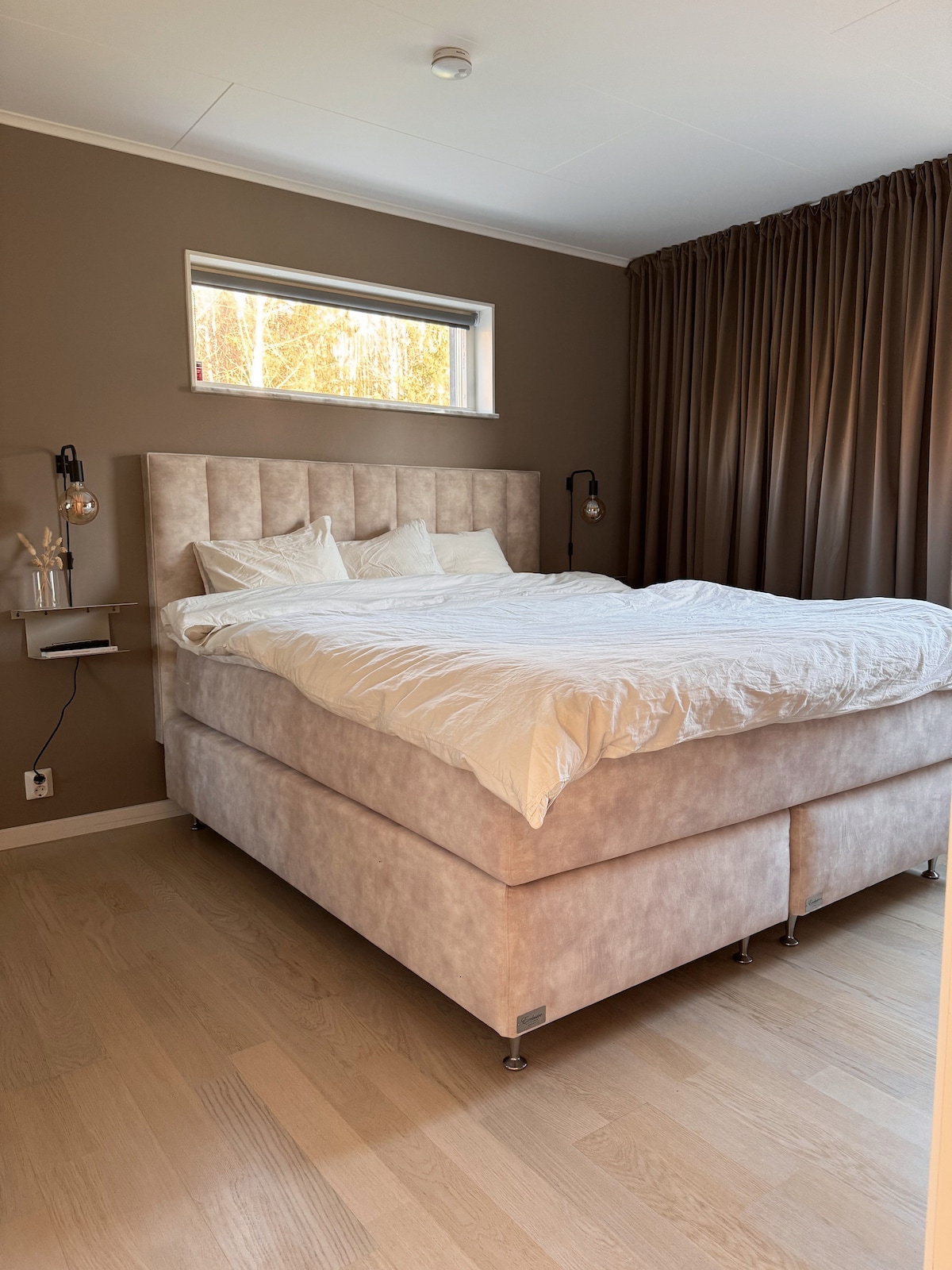 Bračni krevet (180 cm) 