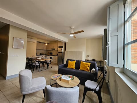 Annonce Airbnb populaire: Historic city center • T3 modern • parking à Capitole / Arnaud Bernard / Carmes