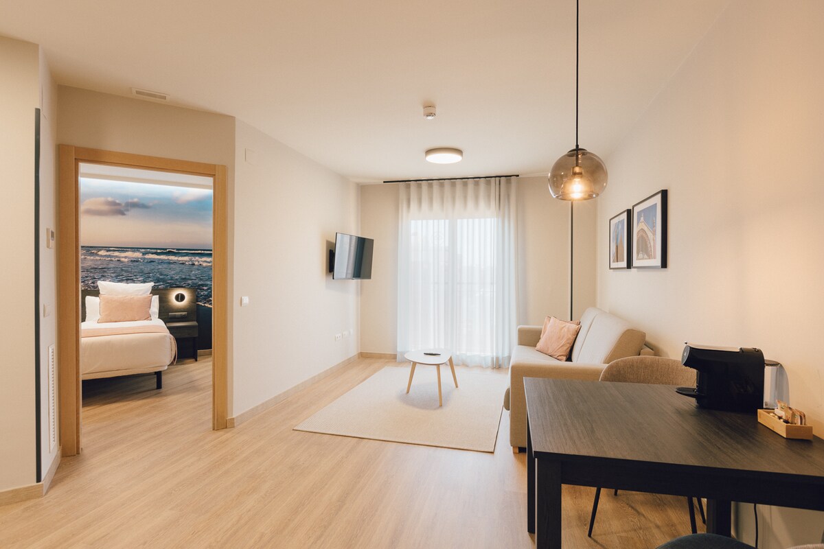 Top performing Airbnb: Premium One Bedroom Apartment in El Pla Del Real