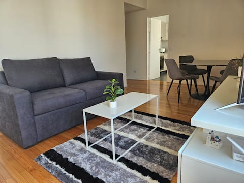 Propiedad de Airbnb exitosa: Strategic location. Bright. Comfort in 50m2 en Núñez