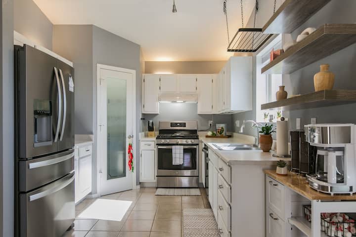 New Fun 3br W/ Games & Views In Abq - Río Rancho, NM