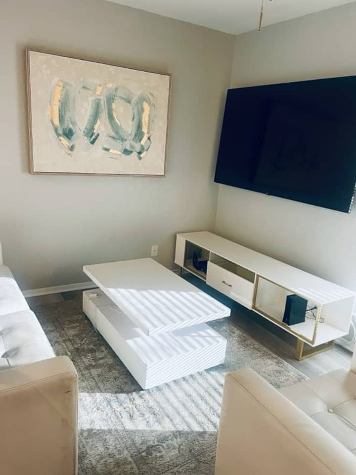 The Zen Den-great Location Close To Downtown - Foothills Of Barton Creek, TX