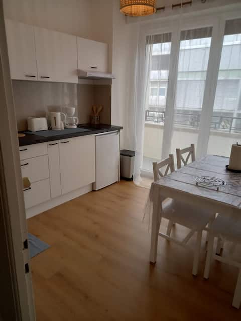Top Airbnb: Cozy apt F1 36 m2 city center à Annemasse