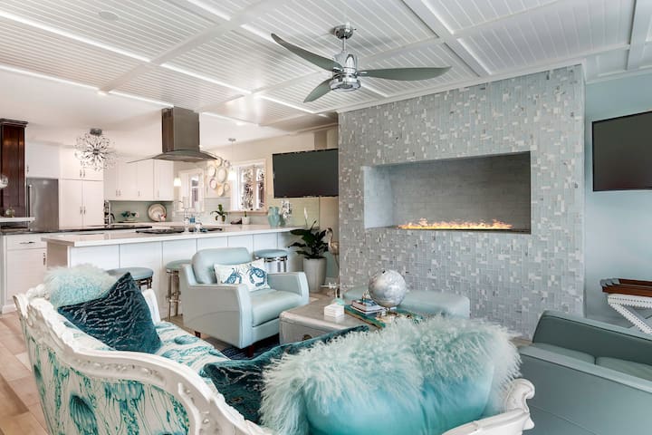 The Boat House on Rivo Alto Canal gallery image 3