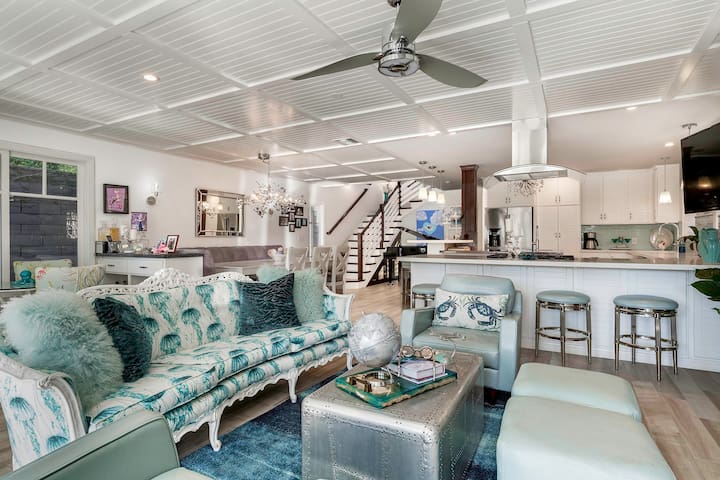 The Boat House on Rivo Alto Canal gallery image 2