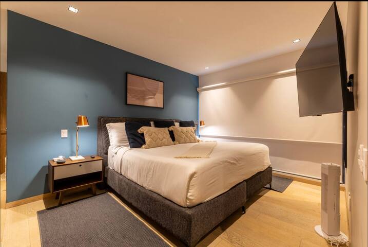 Luxury 3BR Garden in Roma Norte, CDMX gallery image 2