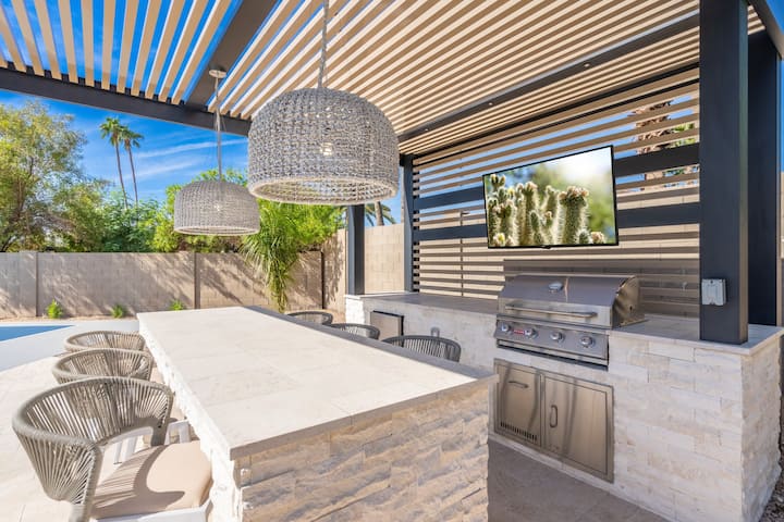 Poolside Palms-PickleBall/BBall/Pool/Firepit/Golf - Arizona
