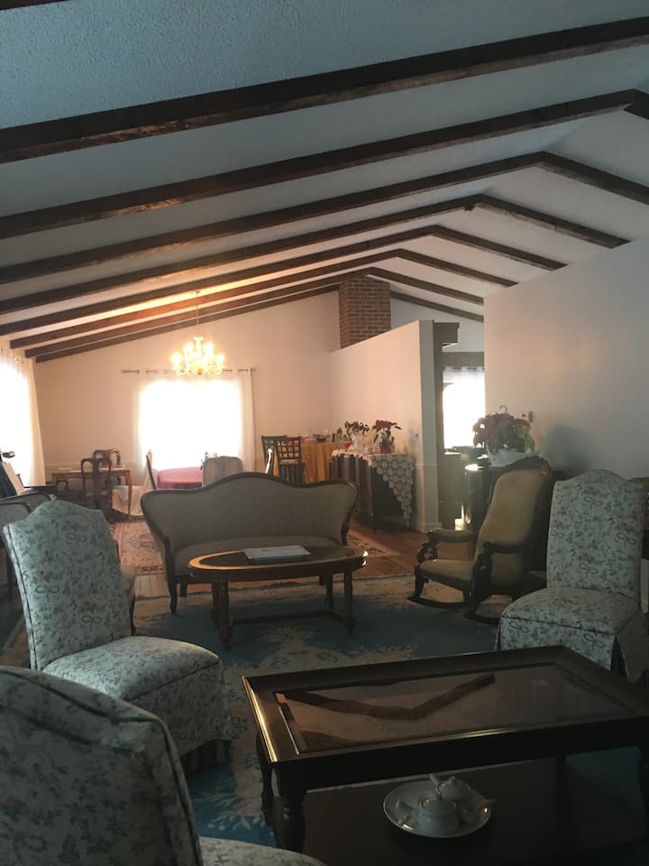 Spacious,  Private Residence,  Close To China Lake - Waterville, ME