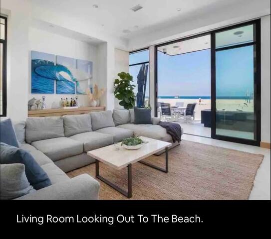 Beach Front, 5 Star, New Home gallery image 2