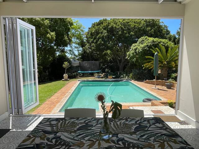 Durbanville Hills Family Home