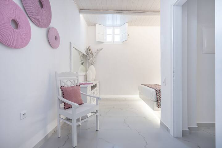 Topaz 2bd Sunset/Sea View Villa w Private HotTub gallery image 2